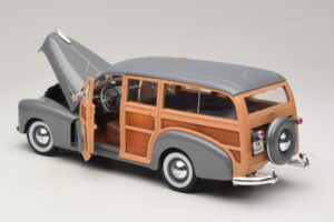 Chevrolet Fleetmaster Woody Grau Maisto 1:18 31854 Druckguss — Bild 5 von 8