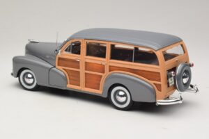Chevrolet Fleetmaster Woody Grau Maisto 1:18 31854 Druckguss — Bild 7 von 8