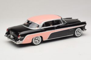 DeSoto Fireflite Sedan Schwarz & Rosa KK-Scale 1:18 KKDC181542 Druckguss — Bild 2 von 6