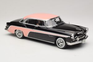 DeSoto Fireflite Sedan Schwarz & Rosa KK-Scale 1:18 KKDC181542 Druckguss — Bild 4 von 6