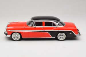 DeSoto Fireflite Sedan Rot & Schwarz KK-Scale 1:18 KKDC181541 Druckguss — Bild 3 von 6