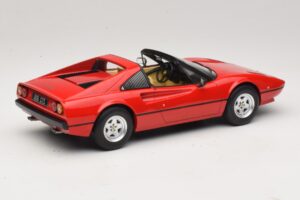 Ferrari 308 GTS Rot MCG 1:18 MCG18171 Druckguss — Bild 2 von 6