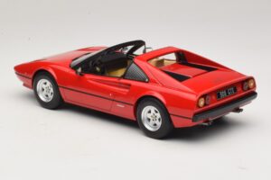 Ferrari 308 GTS Rot MCG 1:18 MCG18171 Druckguss — Bild 5 von 6