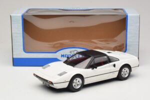 Ferrari 308 GTS Weiß MCG 1:18 MCG18664 Druckguss — Bild 6 von 6