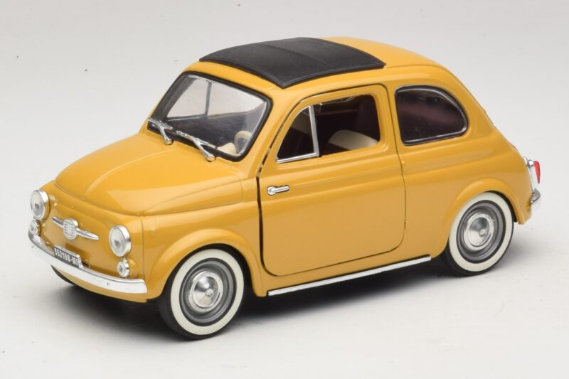 Fiat 500 Gelb Solido 1:18 8042 Druckguss