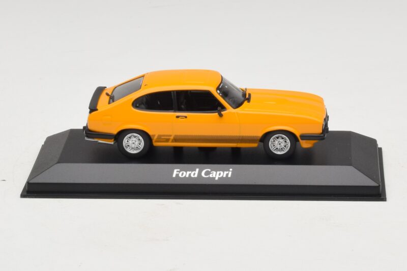 Ford Capri III Orange Maxichamps 1:43 940082221 Druckguss