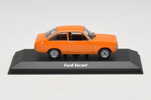 Ford Escort Mk2 Orange Maxichamps 1:43 940084101 Druckguss