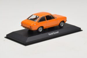 Ford Escort Mk2 Orange Maxichamps 1:43 940084101 Druckguss — Bild 2 von 5