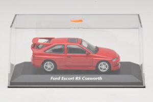 Ford Escort RS Cosworth Rot Maxichamps 1:43 940082100 Druckguss — Bild 4 von 5