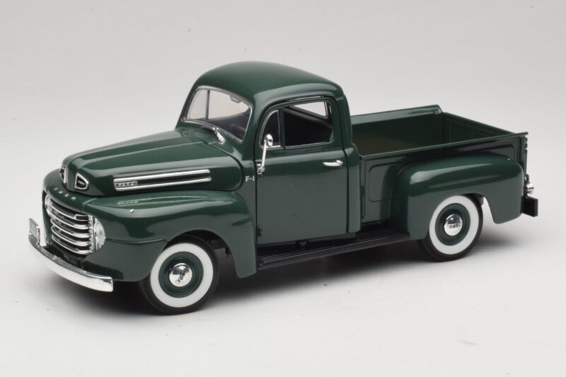 Ford F-1 Grün Road Legends 1:18 92218 Druckguss