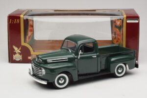 Ford F-1 Grün Road Legends 1:18 92218 Druckguss — Bild 8 von 8