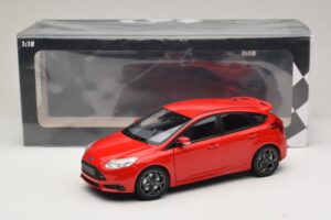 Ford Focus ST Mk2 Rot Minichamps 1:18 110082002 Druckguss — Bild 8 von 8