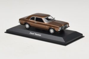 Ford Taunus TC Braun Metallic Maxichamps 1:43 940081300 Druckguss — Bild 3 von 5