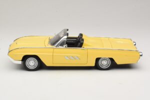 Ford Thunderbird Cabriolet Gelb Anson 1:18 30334-P1 Druckguss — Bild 4 von 8