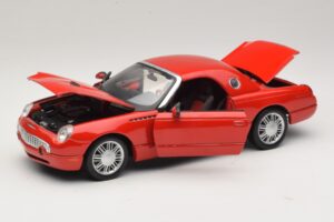 Ford Thunderbird Rot Maisto 1:18 31620 Druckguss — Bild 2 von 8