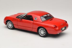 Ford Thunderbird Rot Maisto 1:18 31620 Druckguss — Bild 7 von 8