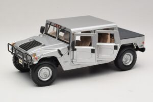 Hummer H1 Hardtop Silber Maisto 1:18 36857 Druckguss — Bild 2 von 8