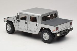 Hummer H1 Hardtop Silber Maisto 1:18 36857 Druckguss — Bild 7 von 8