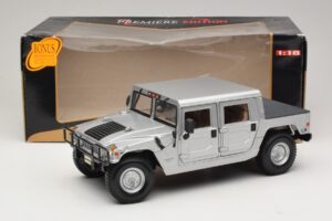 Hummer H1 Hardtop Silber Maisto 1:18 36857 Druckguss — Bild 8 von 8