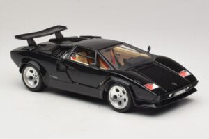 Lamborghini Countach 5000 Quattrovalvole Schwarz Bburago 1:18 3337 Druckguss — Bild 6 von 8