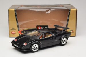 Lamborghini Countach 5000 Quattrovalvole Schwarz Bburago 1:18 3337 Druckguss — Bild 8 von 8