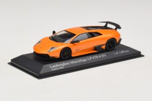 Lamborghini Murcielago LP670-4 SV Orange Metallic Minichamps 1:43 400103942 Druckguss — Bild 2 von 5