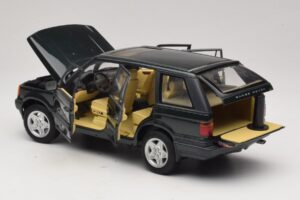 Land Rover Range Rover P38A 4.6 HSE Grün Metallic AUTOart 1:18 70010 Druckguss — Bild 5 von 8