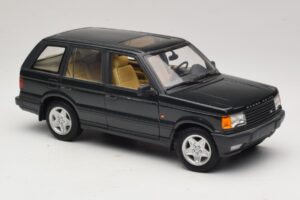 Land Rover Range Rover P38A 4.6 HSE Grün Metallic AUTOart 1:18 70010 Druckguss — Bild 6 von 8