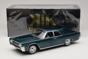 Lincoln Continental Dunkelgrün Metallic Matrix Reloaded & Revolutions KK-Scale 1:18 KKDC181481 Druckguss — Bild 6 von 6