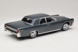 Lincoln Continental Grau Metallic Marnie KK-Scale 1:18 KKDC181482 Druckguss — Bild 2 von 6