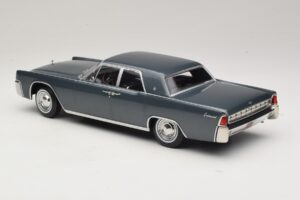 Lincoln Continental Grau Metallic Marnie KK-Scale 1:18 KKDC181482 Druckguss — Bild 5 von 6