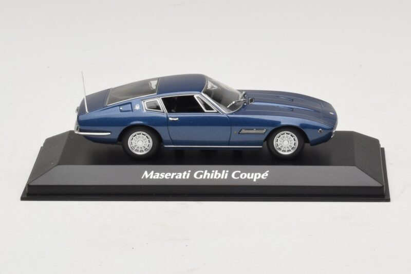 Maserati Ghibli Blau Metallic Maxichamps 1:43 940123321 Druckguss