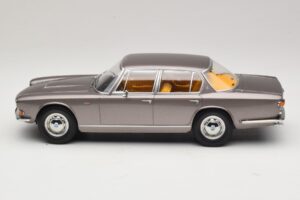 Maserati Quattroporte I Grau Metallic KK-Scale 1:18 KKDC181511 Druckguss — Bild 3 von 6