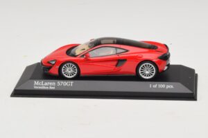 McLaren 570GT Vermillion Red Minichamps 1:43 537154522 Druckguss