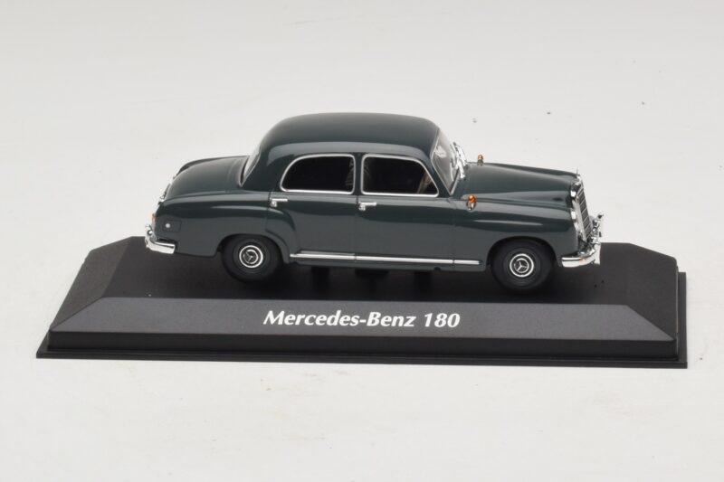 Mercedes 180 W120 Grau Maxichamps 1:43 940033100 Druckguss