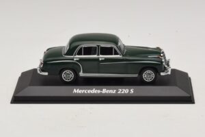 Mercedes 220 S W180 Dunkelgrün Maxichamps 1:43 940033001 Druckguss