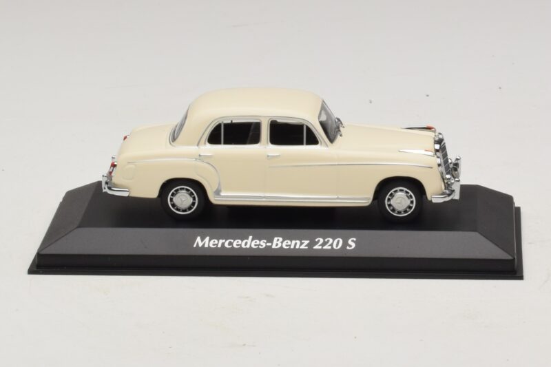 Mercedes 220 S W180 Weiß Maxichamps 1:43 940033000 Druckguss