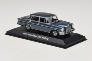 Mercedes 300 SE W112 Lang Blau Metallic Maxichamps 1:43 940035200 Druckguss — Bild 3 von 5