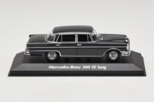 Mercedes 300 SE W112 Lang Dunkelgrau Maxichamps 1:43 940035201 Druckguss
