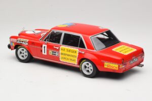 Mercedes 300 SEL 6.8 #1 H. Heyer / Betzler 24 Hours of Nurburgring 1972 Minichamps 1:18 155723401 Druckguss — Bild 5 von 6