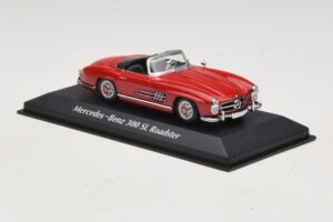 Mercedes 300 SL W198 Roadster Rot Maxichamps 1:43 940039031 Druckguss — Bild 3 von 5