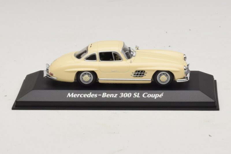 Mercedes 300 SL W198 Weiß Maxichamps 1:43 940039002 Druckguss