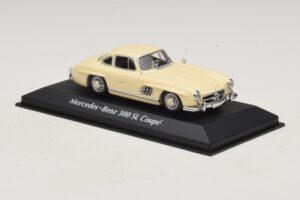 Mercedes 300 SL W198 Weiß Maxichamps 1:43 940039002 Druckguss — Bild 3 von 5