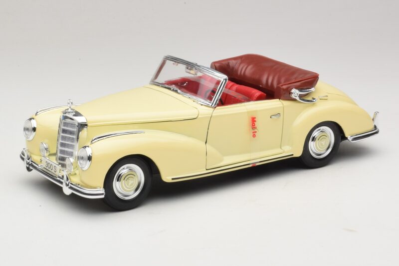 Mercedes 300S Creme Maisto 1:18 31806 Druckguss