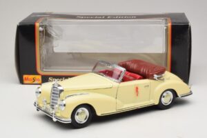 Mercedes 300S Creme Maisto 1:18 31806 Druckguss — Bild 8 von 8