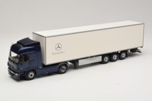 Mercedes Actros 1044 Blau Minichamps 1:43 B66000604 Druckguss
