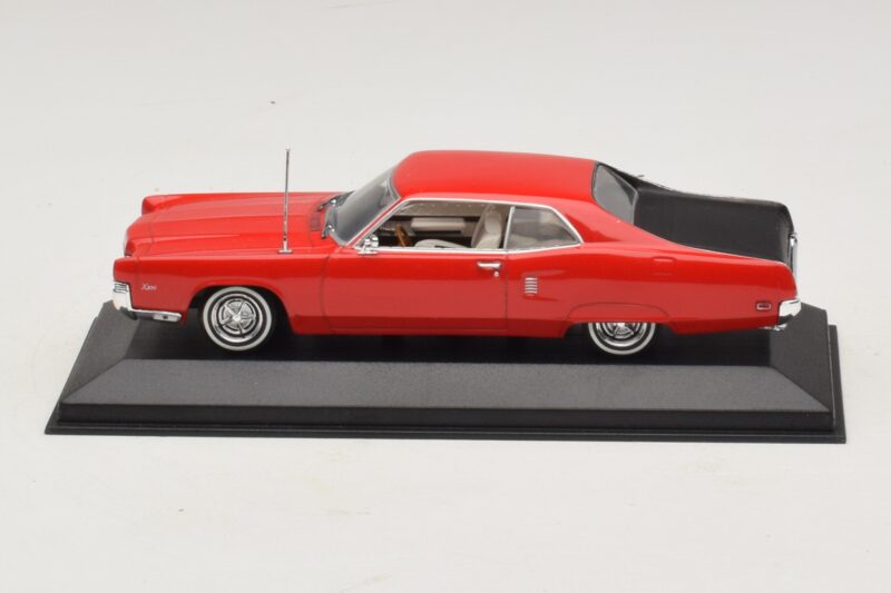 Mercury Marauder X-100 Rot Schwarz Minichamps 1:43 400082121 Druckguss