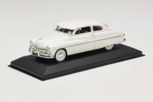 Mercury Monterey Weiß Minichamps 1:43 400082401 Druckguss — Bild 2 von 5
