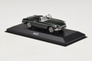 MG MGB Mk1 Grün Maxichamps 1:43 940131031 Druckguss — Bild 3 von 5