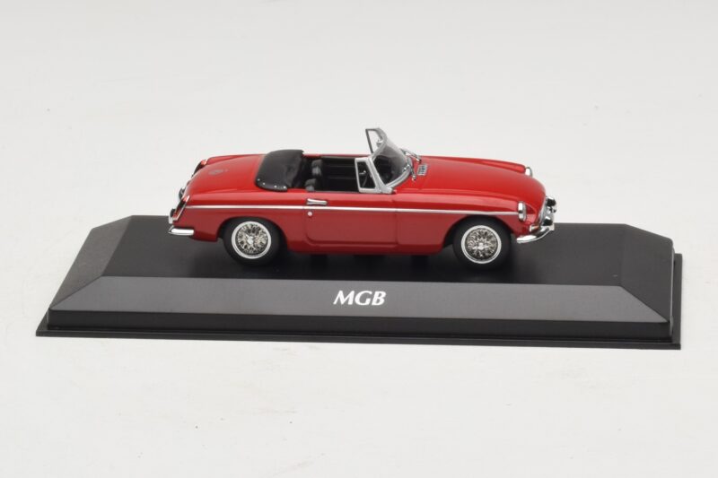 MG MGB Mk1 Rot Maxichamps 1:43 940131030 Druckguss